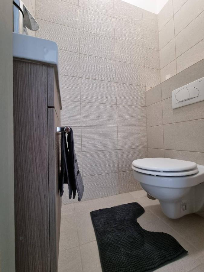 Napfeny Apartman Szeged Exterior foto