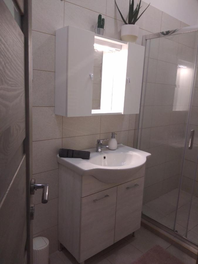 Napfeny Apartman Szeged Exterior foto
